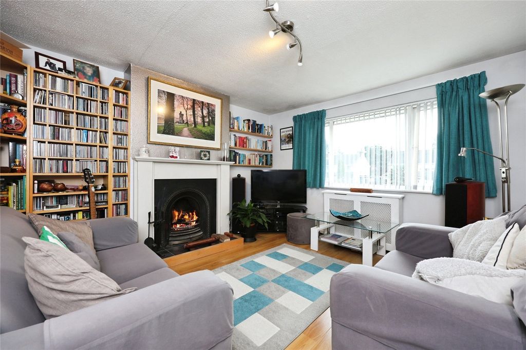 Property photo 3 of 21 Picture No. 10