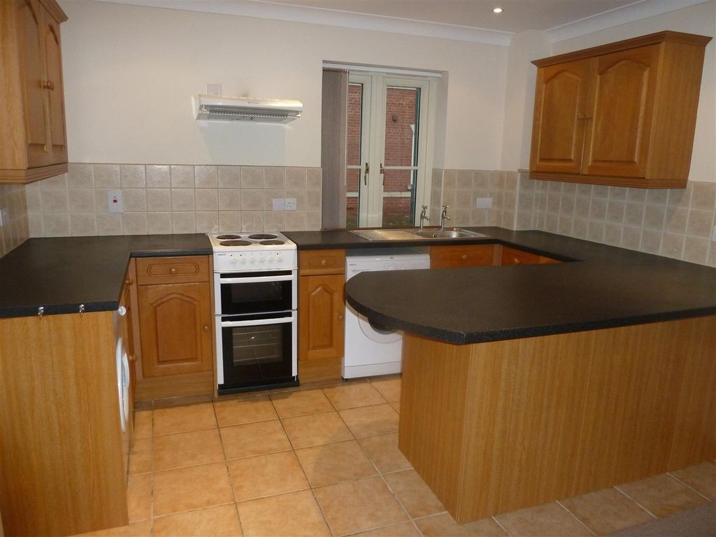 Property photo 2 of 6
