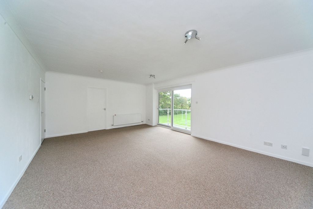 Property photo 3 of 19 Photo