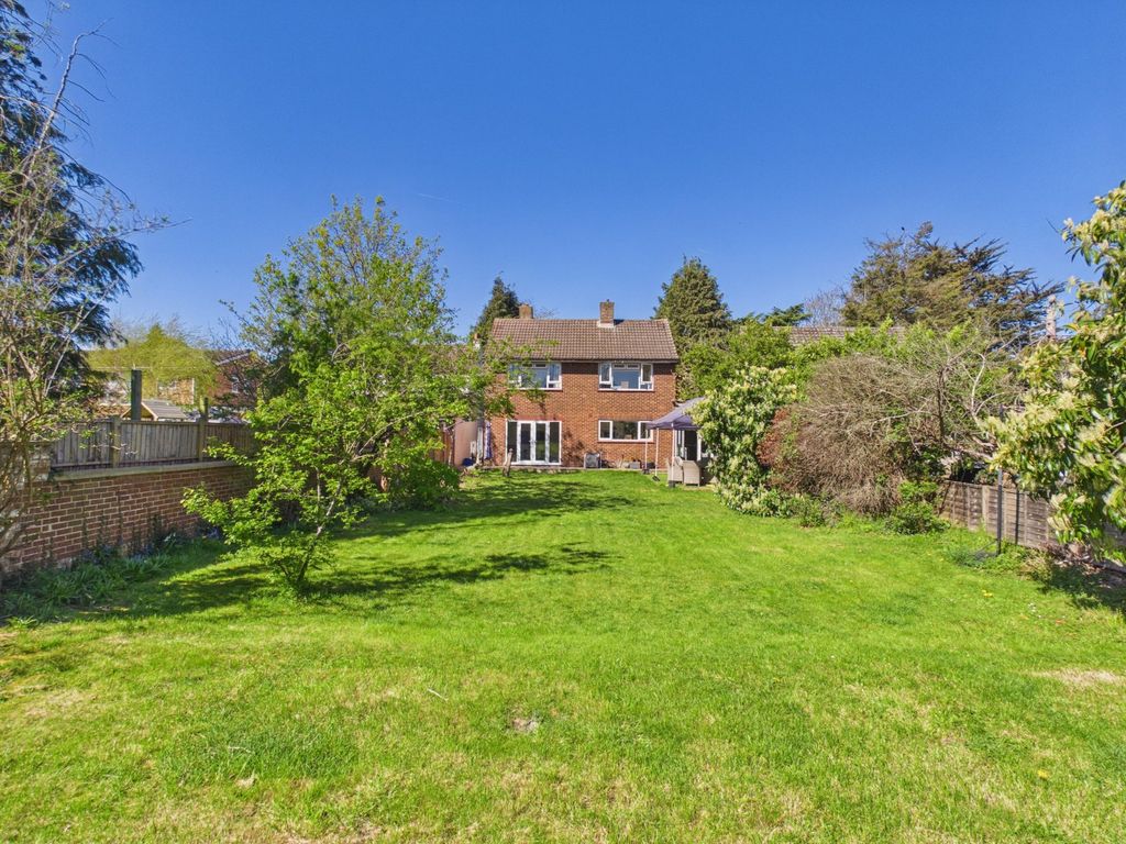 Property photo 2 of 31 Picture No. 36