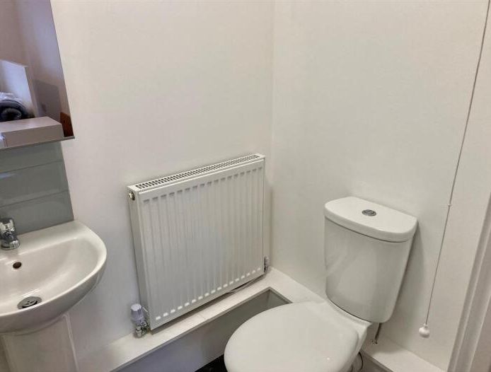 Property photo 3 of 4