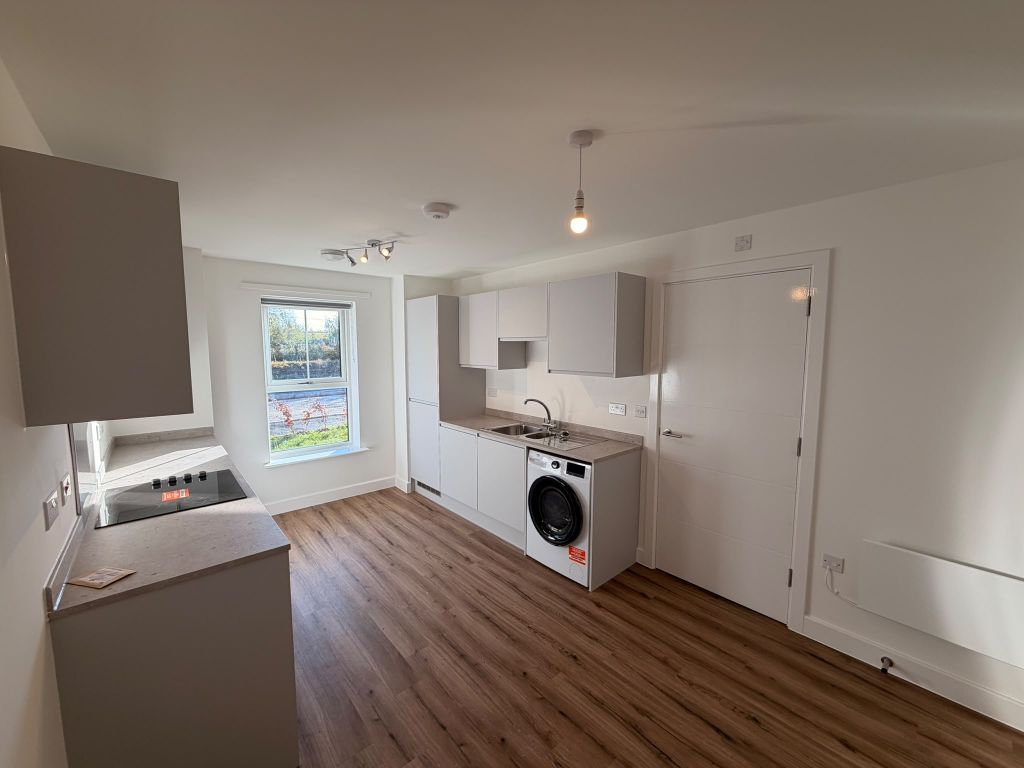Property photo 3 of 14