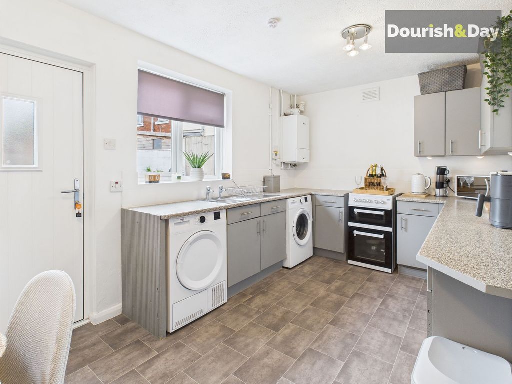 Property photo 3 of 13 Kitchen / Diner