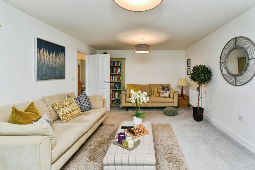 Property photo 2 of 24 Photo