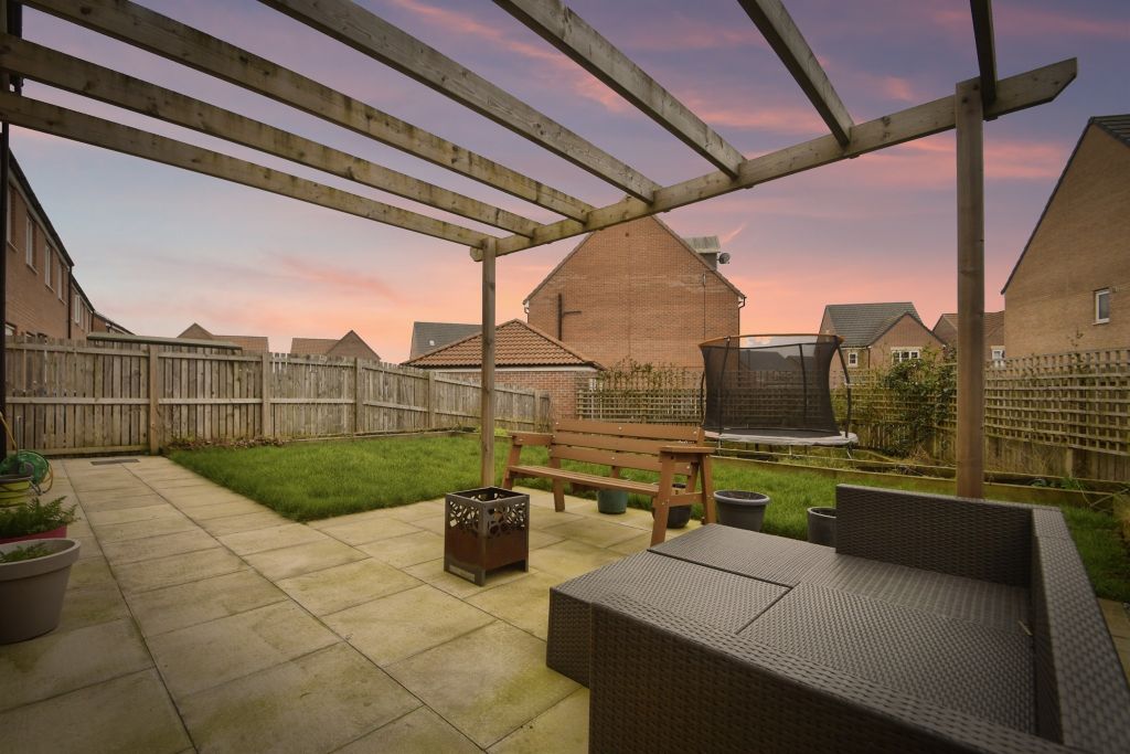 Property photo 2 of 18