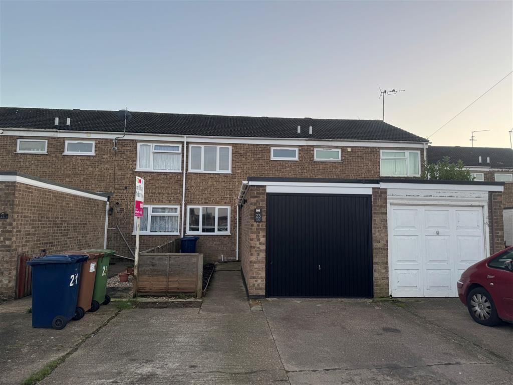 Property photo 1 of 8 Front