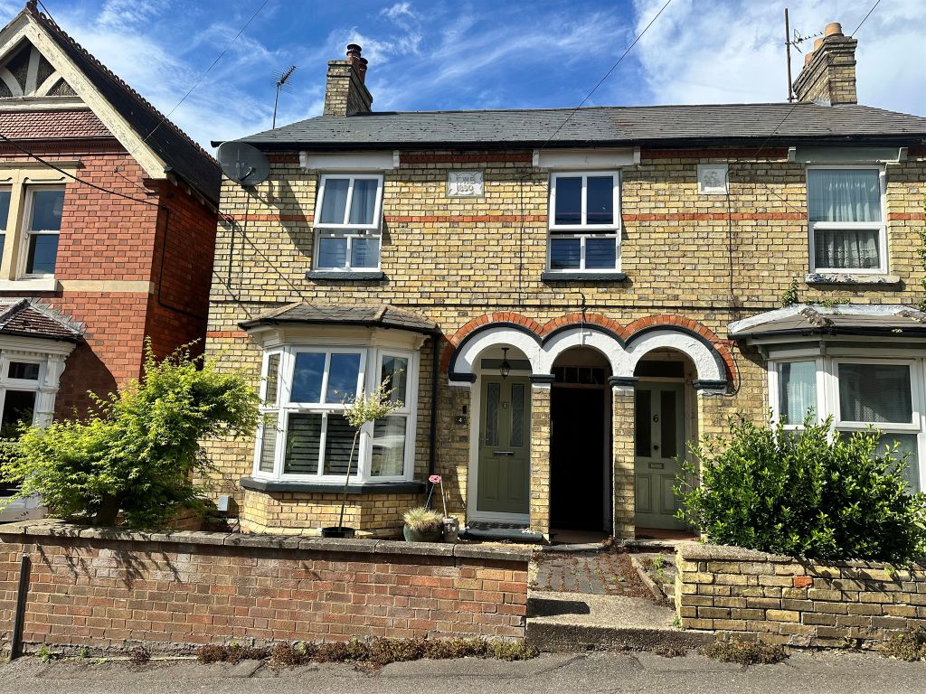 Property photo 2 of 17