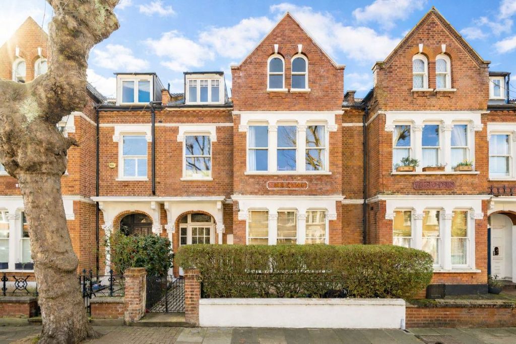 Property photo 1 of 7