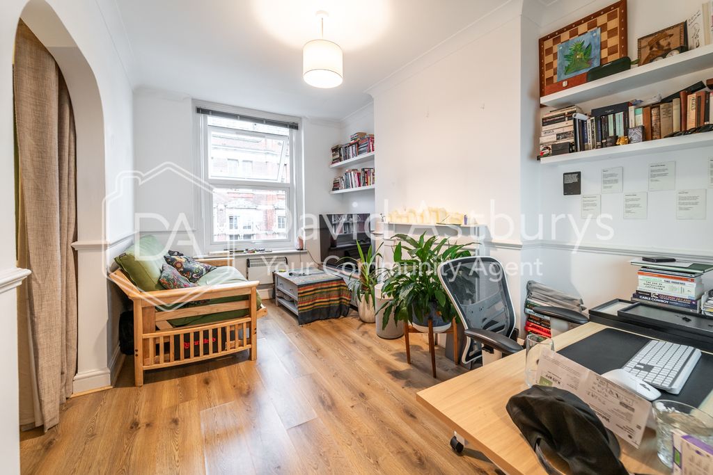 Property photo 1 of 8 Ndb01372