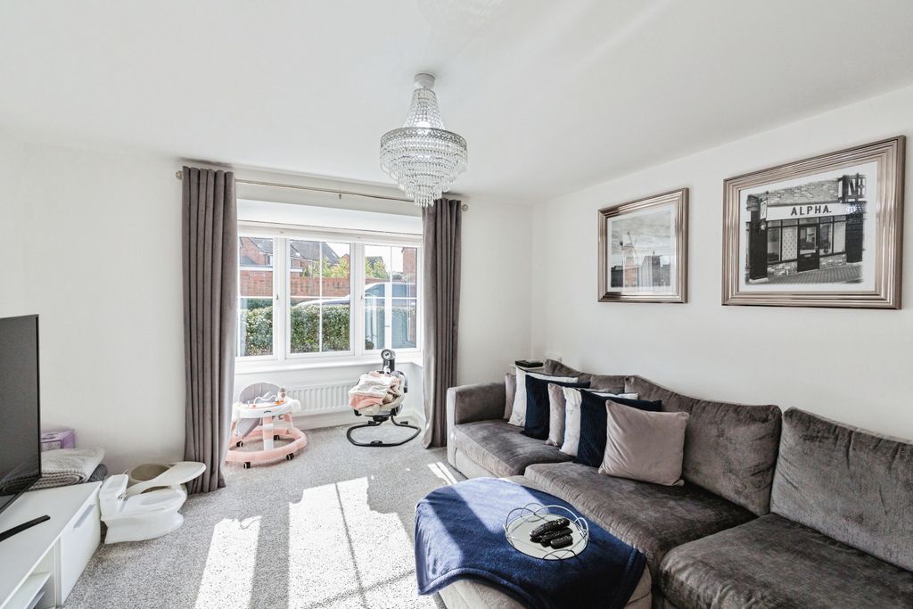 Property photo 3 of 15