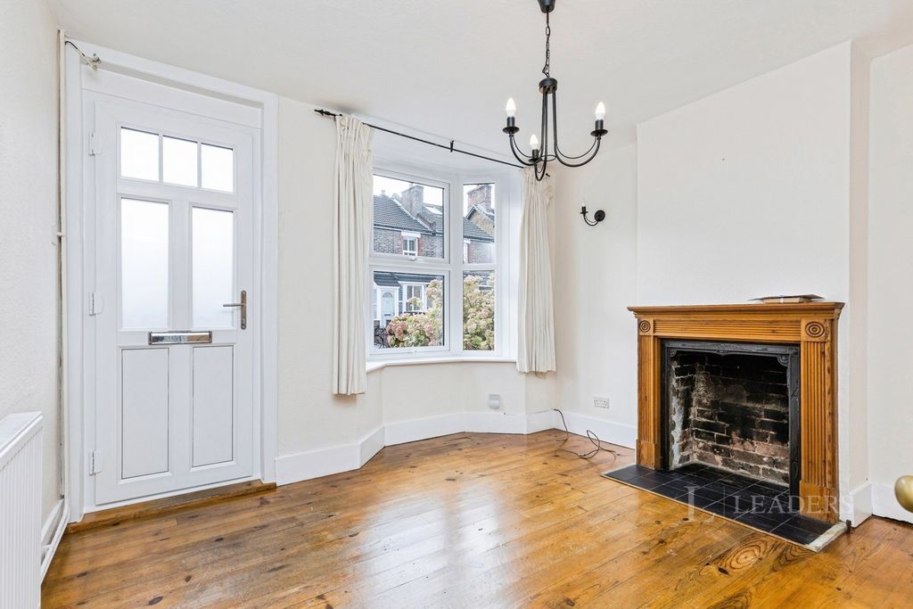 Property photo 3 of 16 Pbox-Img.Jpg