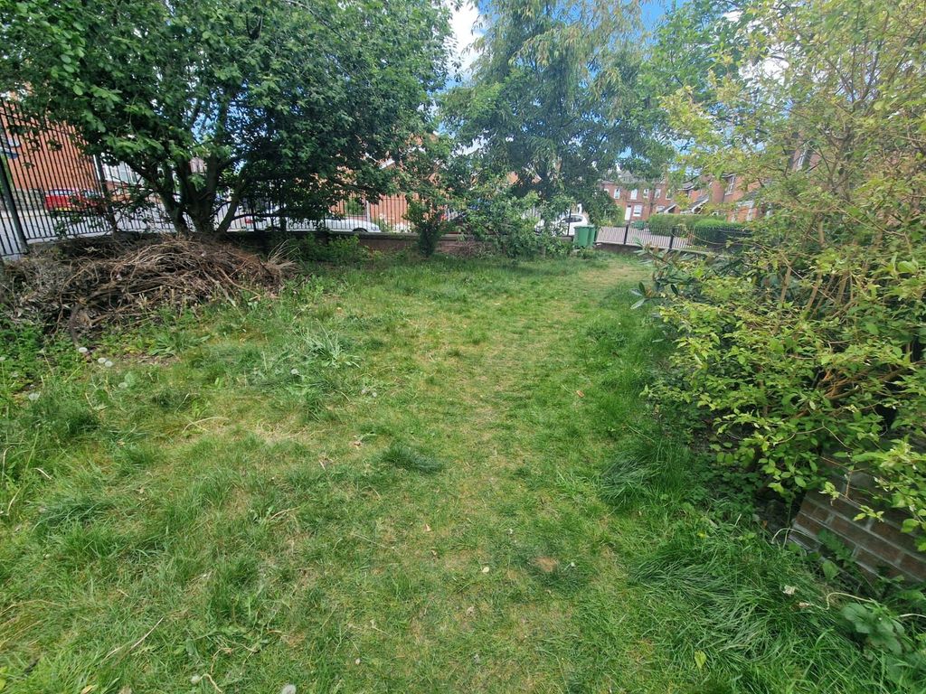 Property photo 3 of 7