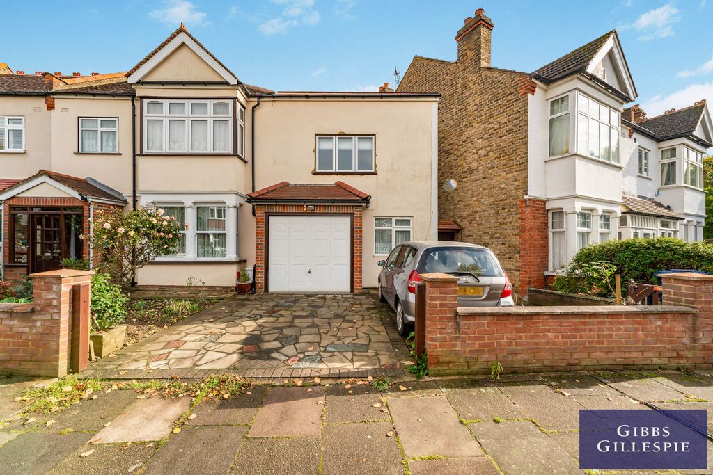 Property photo 1 of 12 1