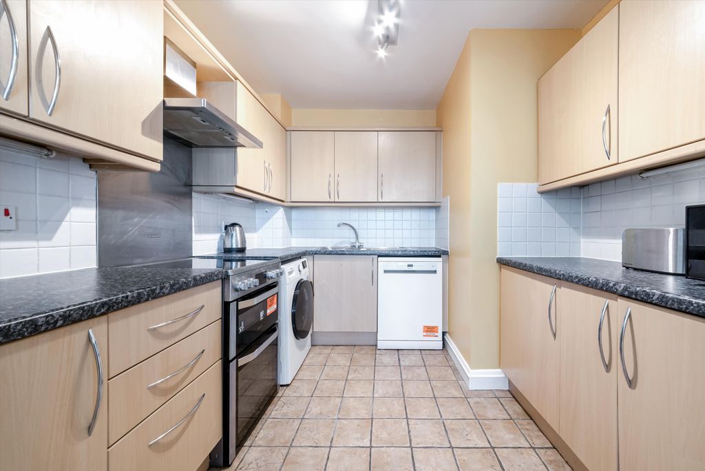 Property photo 2 of 13 Image