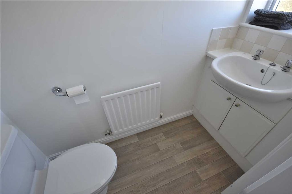 Property photo 2 of 11 Cloakroom/W.C.