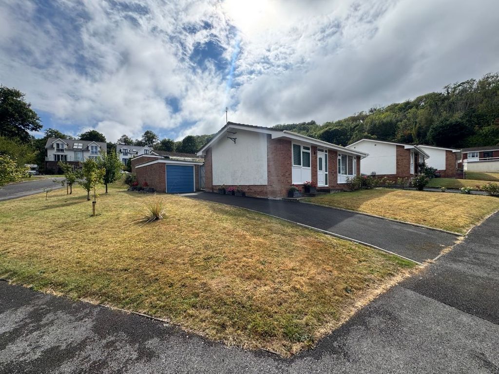 Property photo 1 of 26