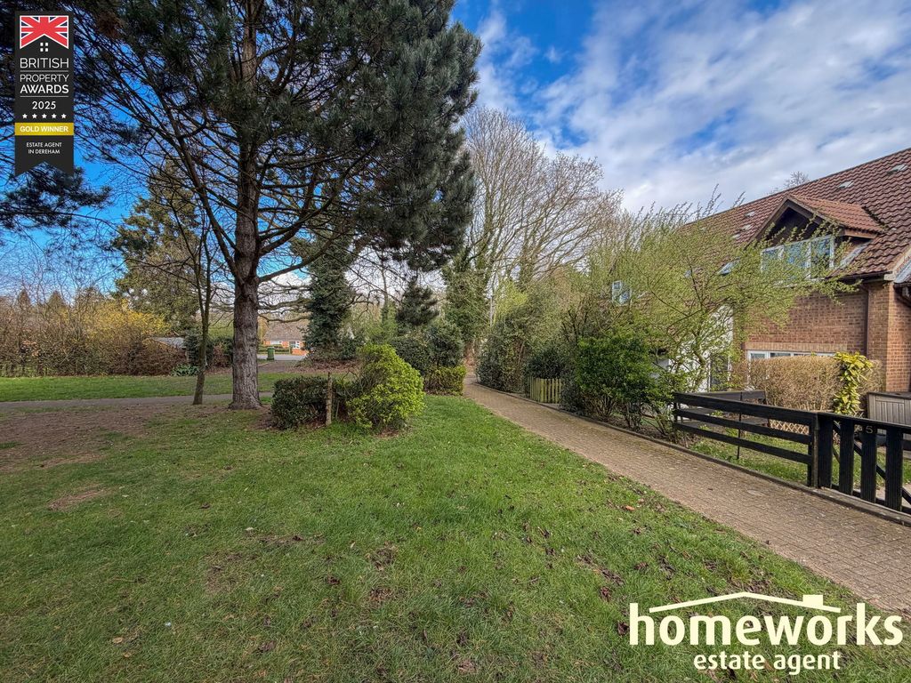 Property photo 2 of 10