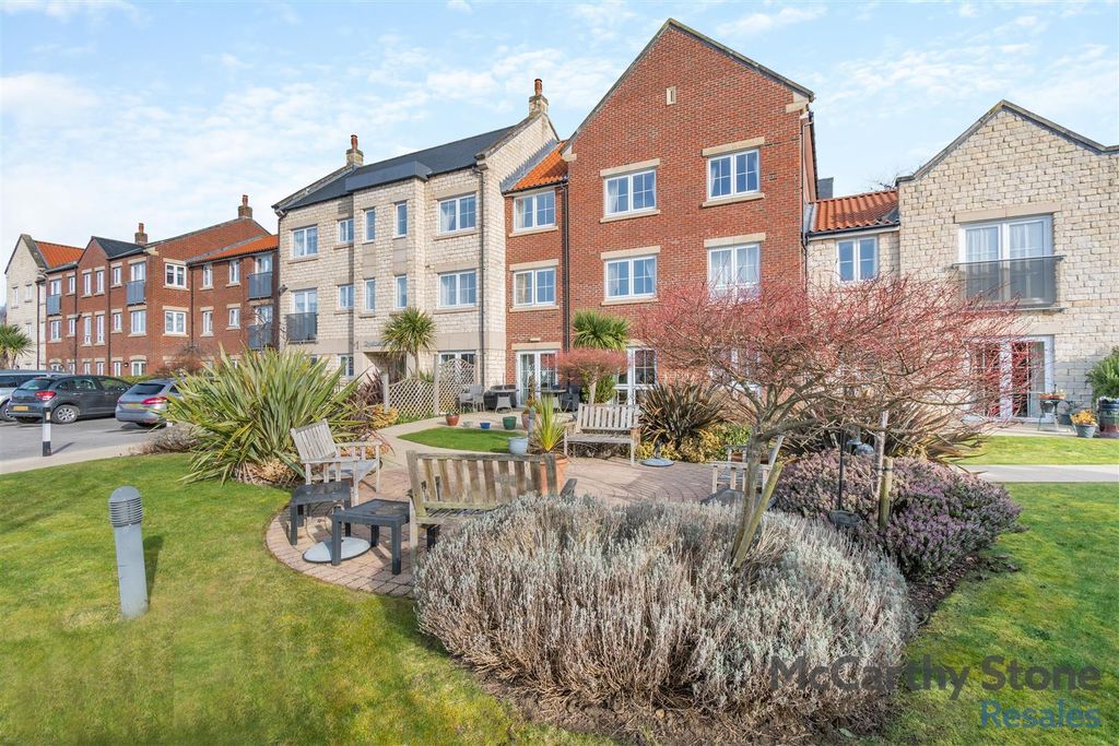 Property photo 1 of 20 Odxrlrawceosvbir3d8Ygw.Jpg