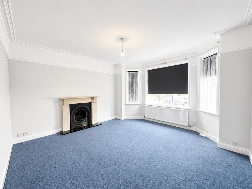 Property photo 3 of 27 Hawthorn 6.Png