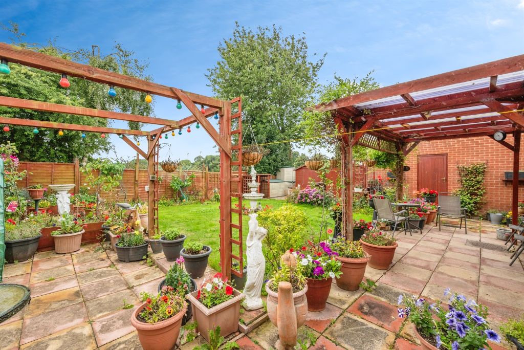 Property photo 3 of 17