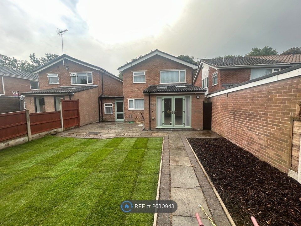 Property photo 2 of 18