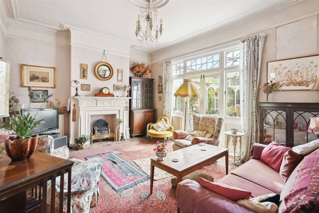 Property photo 3 of 20 Picture No. 14