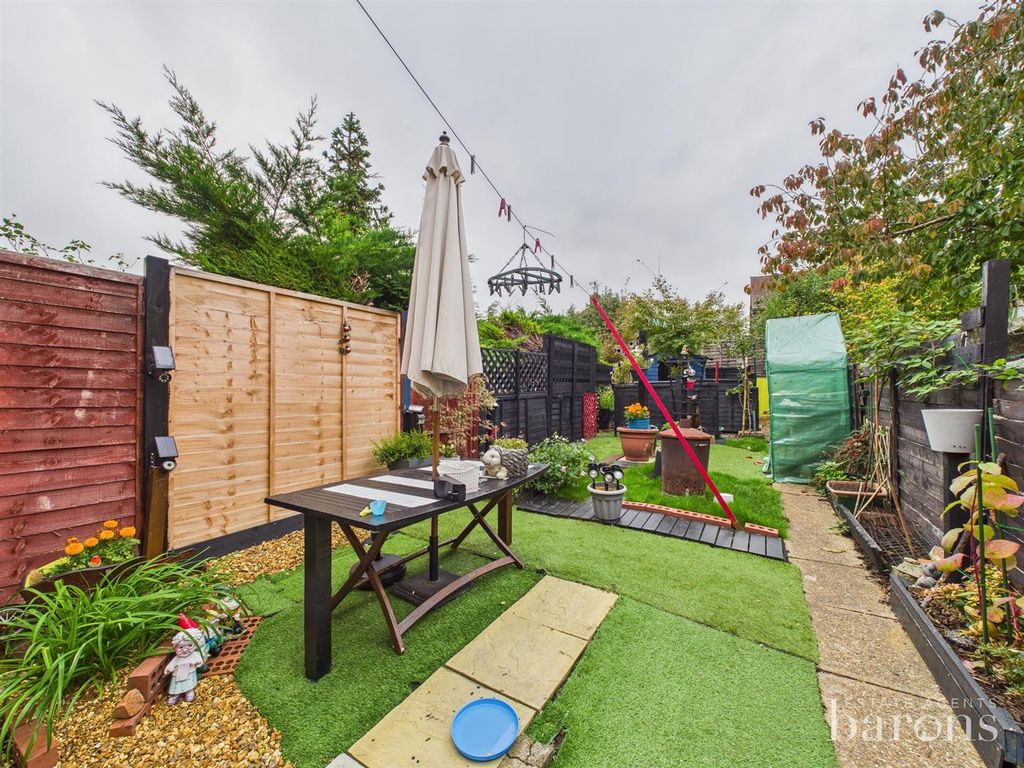 Property photo 3 of 10 Cam05500G0-Pr0085-Still008.Jpg