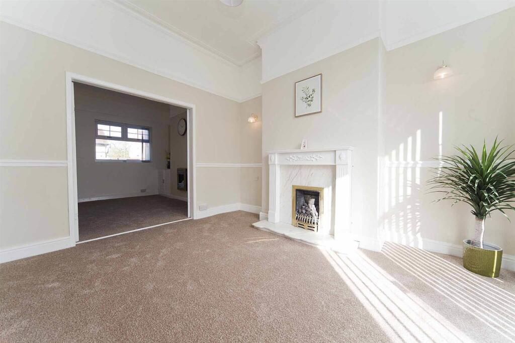Property photo 3 of 14 Photo 2