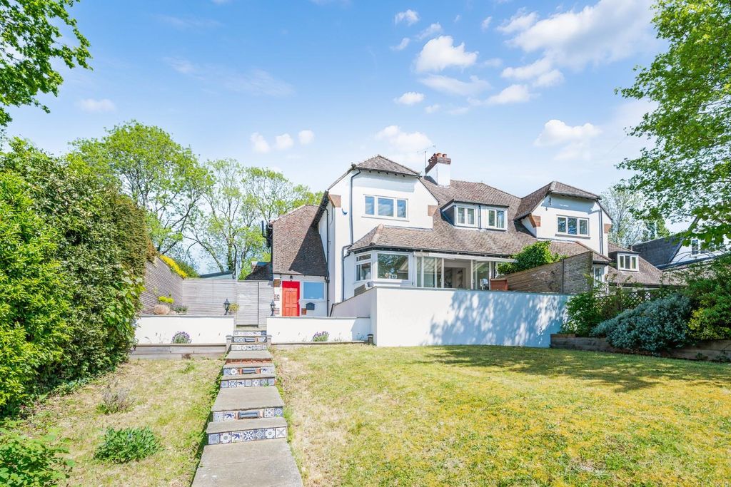 Property photo 1 of 26 Bradmore Way