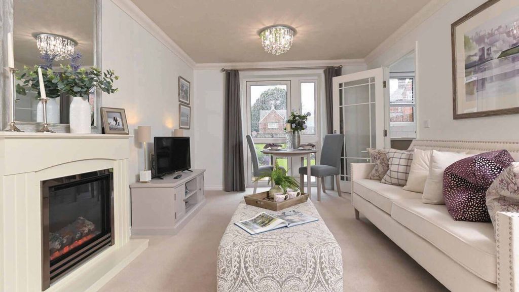 Property photo 1 of 18 4