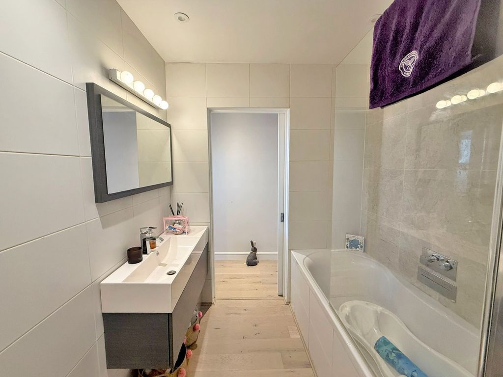 Additional image 8 of 2 bed flat for saleVernon Terrace, Brighton BN1