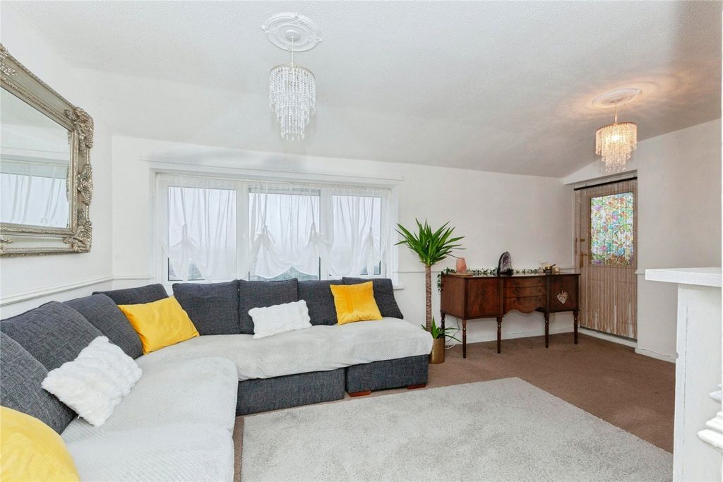 Property photo 3 of 18 Picture No. 08