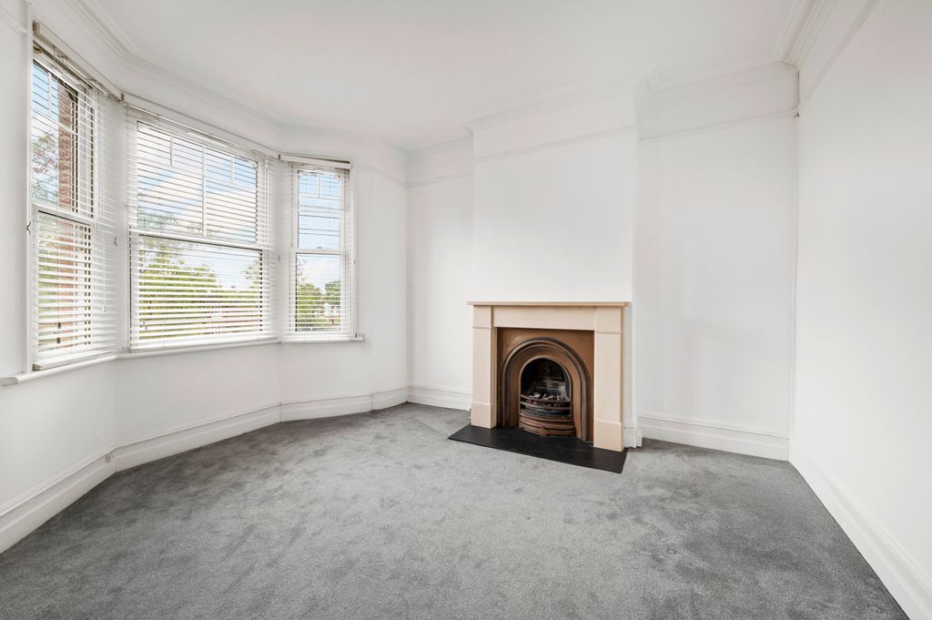 Property photo 2 of 17 Picture No. 08