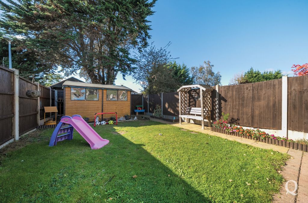 Property photo 3 of 22 27F7E00E-36F0-4F7...