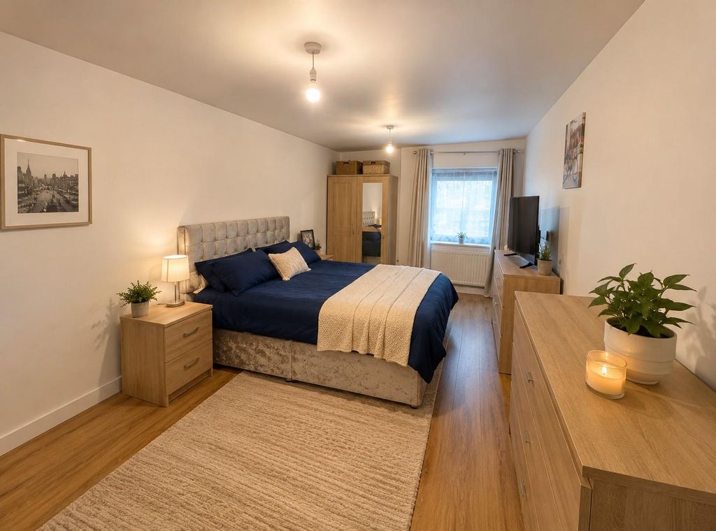 Property photo 2 of 4 Bedroom - F5 Shermond May 26.Jpg