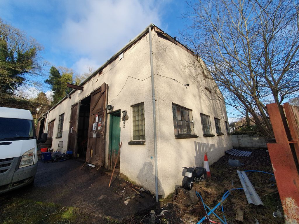 Property photo 3 of 16 3