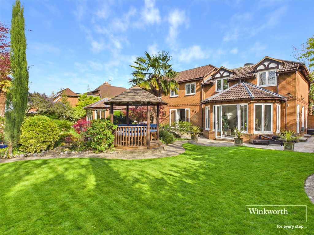 Property photo 2 of 38 Picture No. 42