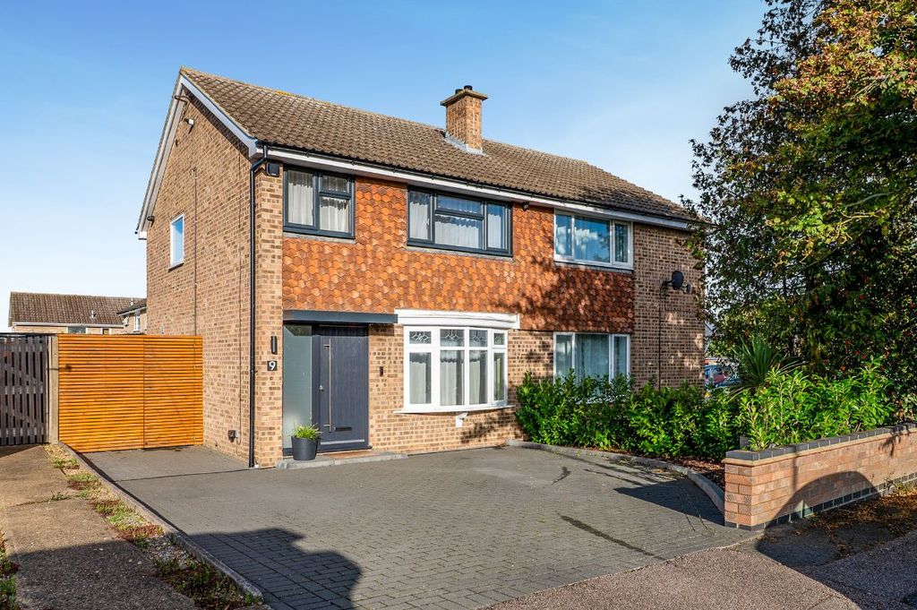 Property photo 1 of 24