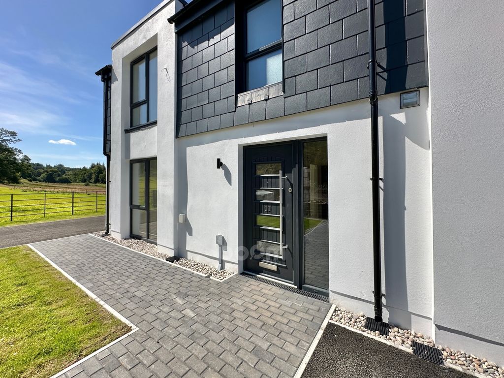 Property photo 3 of 38 Img_2477