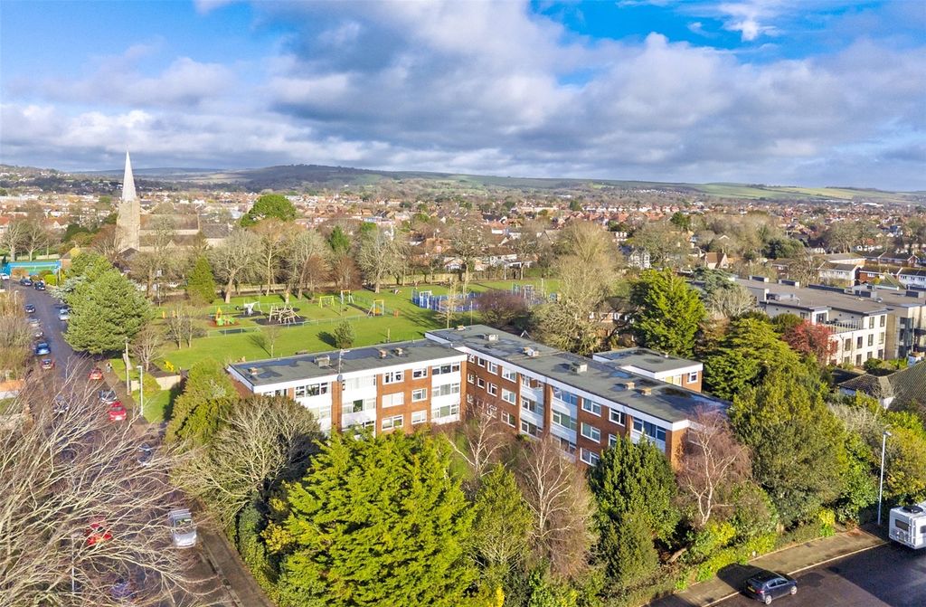 Property photo 1 of 27 Picture No. 01