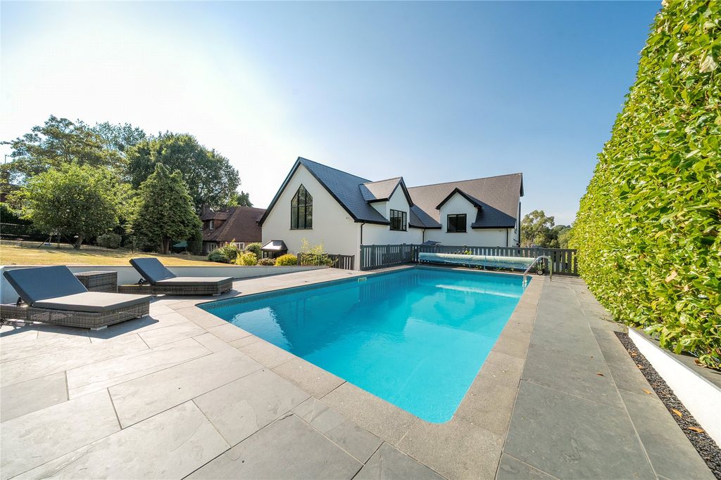 Property photo 2 of 45 Picture No. 90