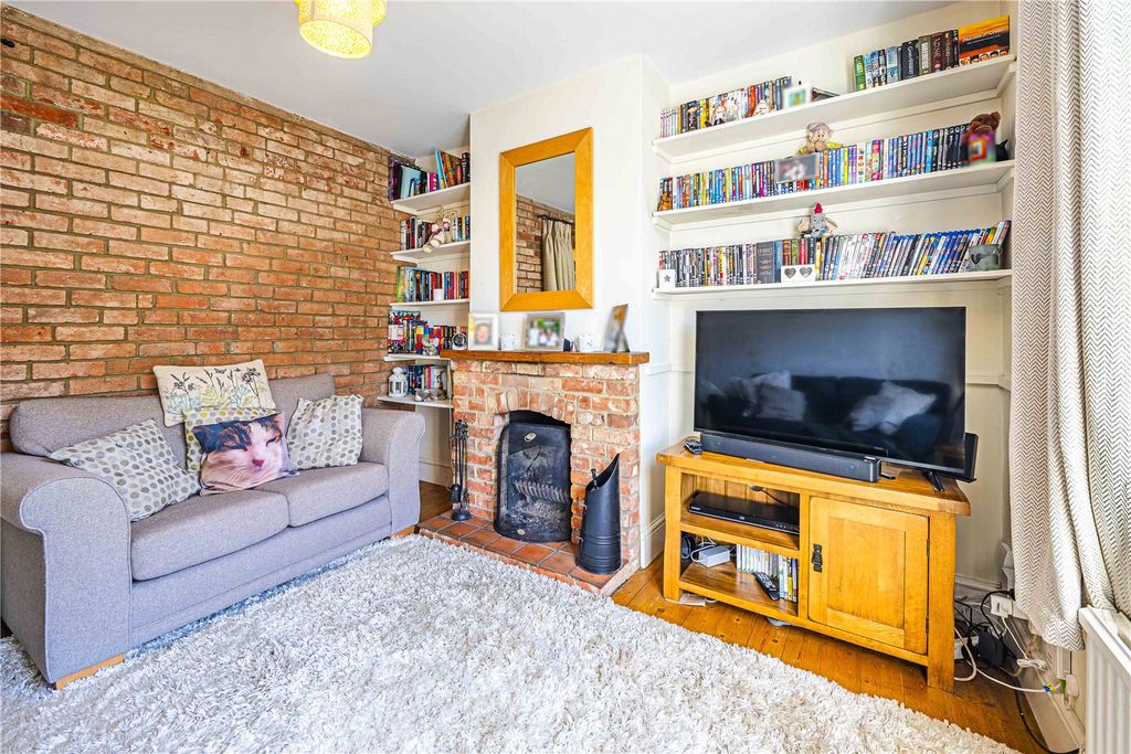 Property photo 2 of 15 Picture No. 14
