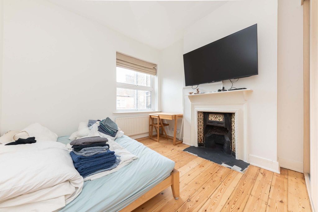 Property photo 3 of 13