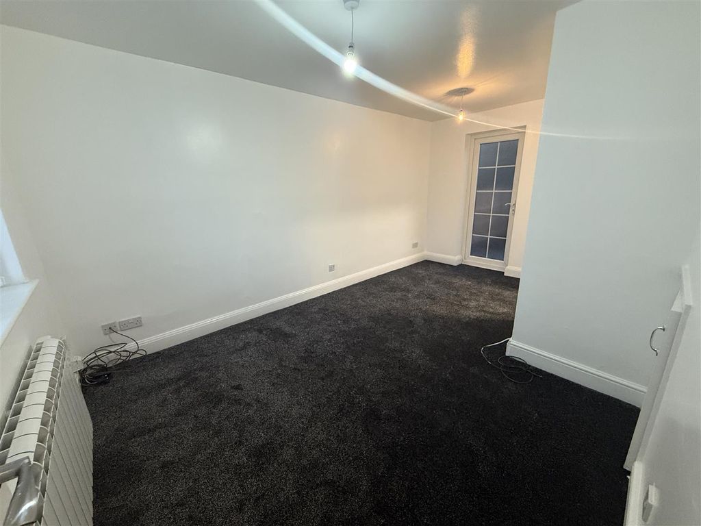 Property photo 2 of 7 Img_0217.Jpg