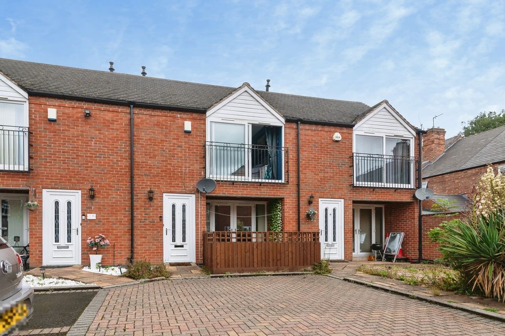 Property photo 1 of 16 Pbox-Img.Jpg