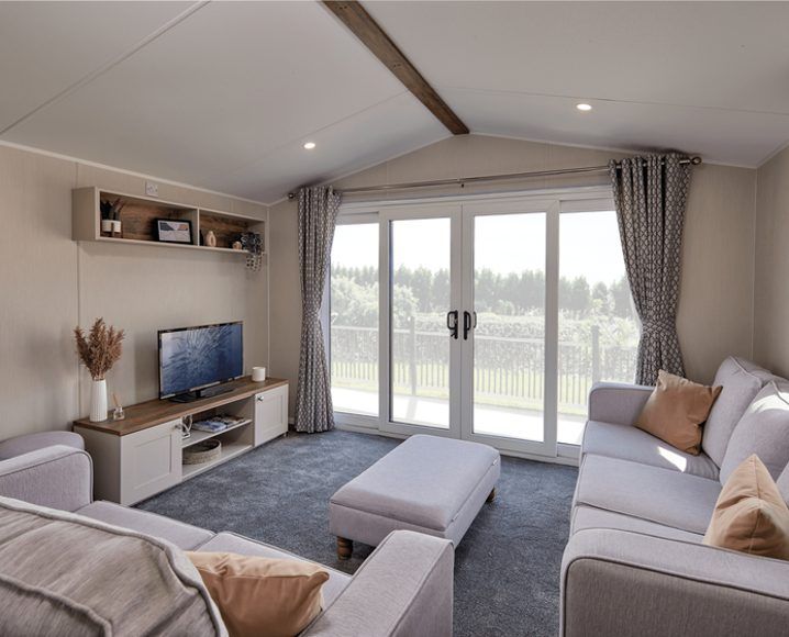 Property photo 1 of 5 Medium 1 Fee3d9d0A4