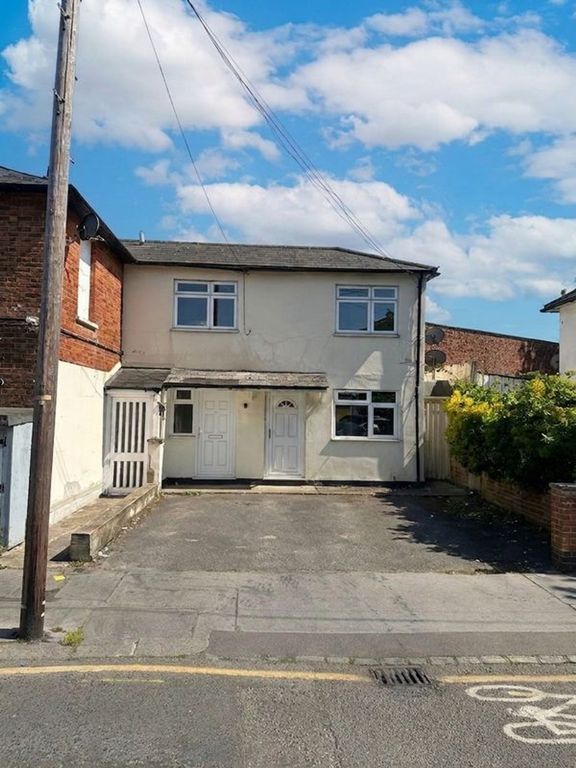 Property photo 1 of 9