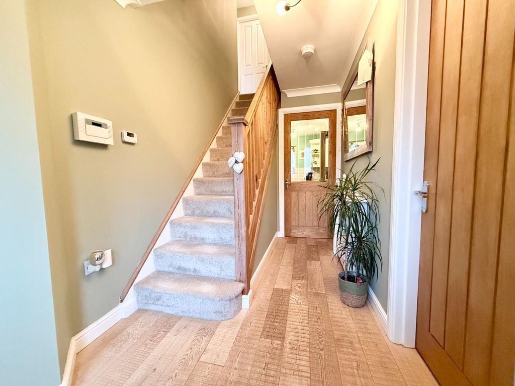 Property photo 2 of 24 Entrance Hallway