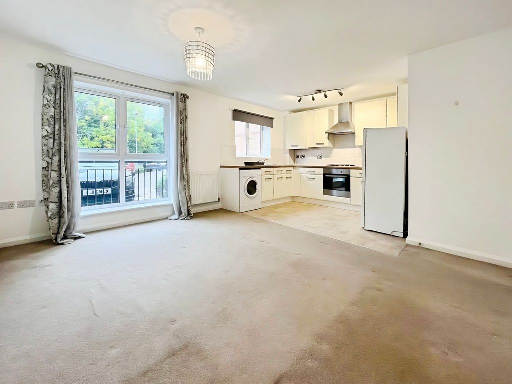 Property photo 3 of 8