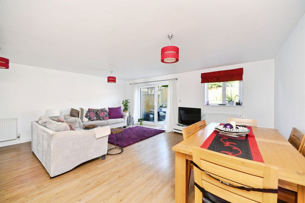Additional image 5 of 4 bed semi-detached house for salePhyllis Avenue, Peacehaven BN10